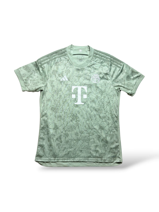 FC Bayern München 2023-24 Oktoberfest-Trikot Sane 10 Gr. L – Bild 2