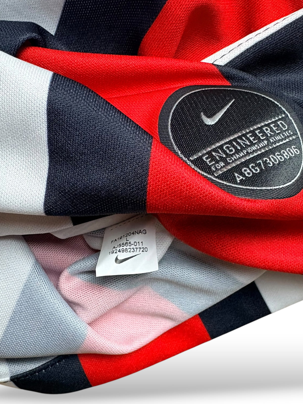 Eintracht Frankfurt 2019-20 Heimtrikot Gr. L – Bild 3