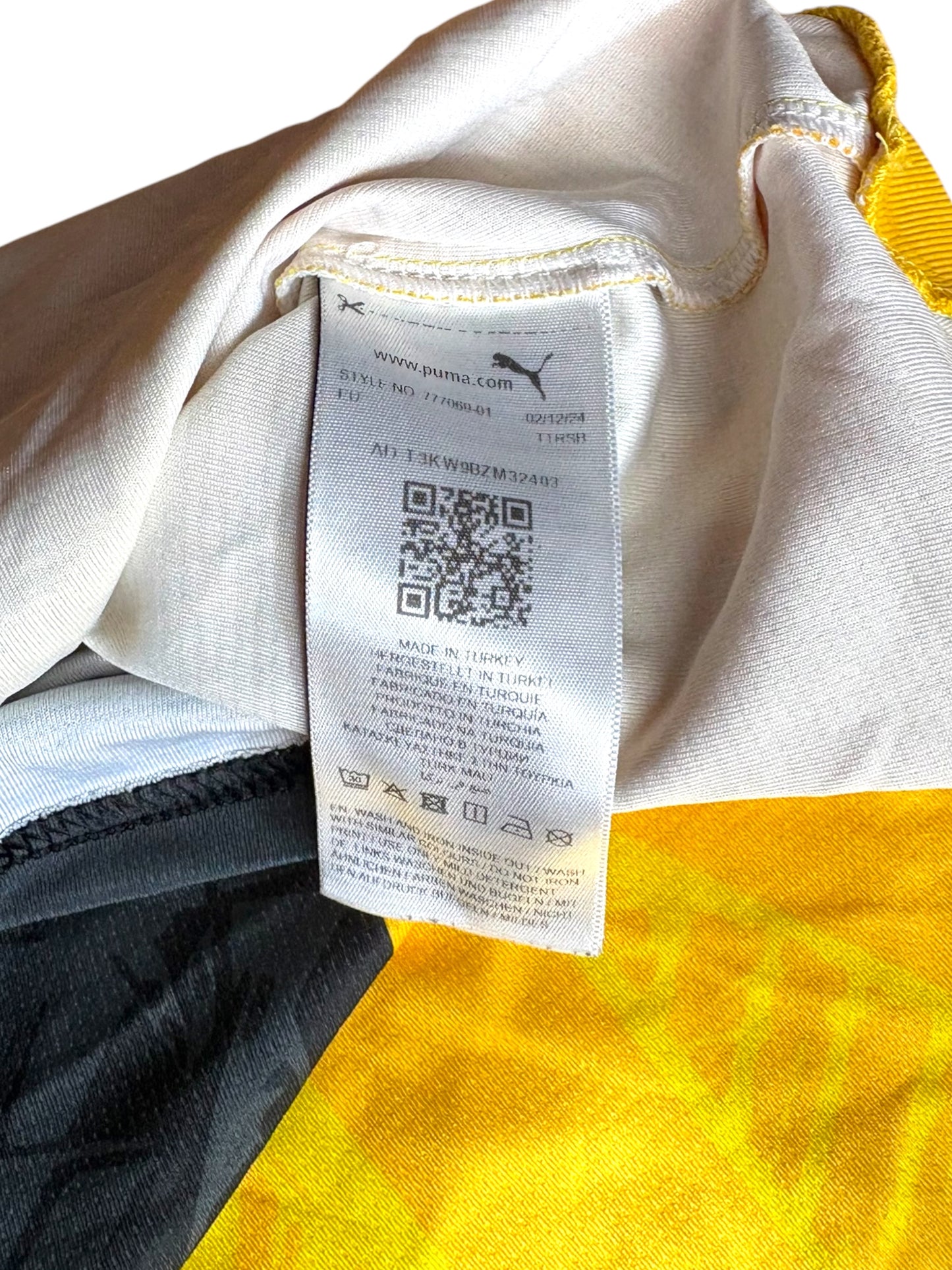 Puma Borussia Dortmund 2023-24 Sondertrikot mit Box Gr. XXL