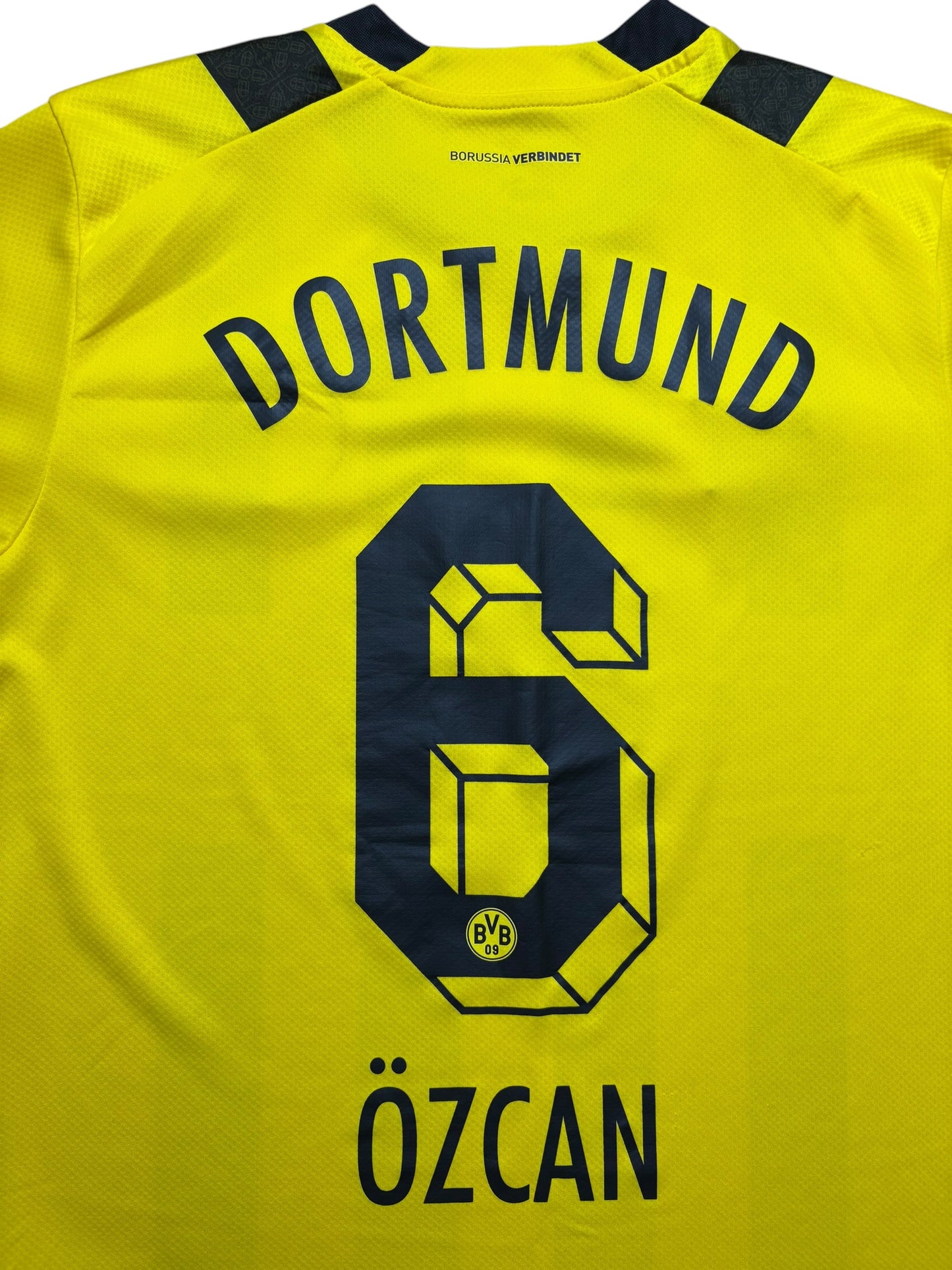 Puma Borussia Dortmund 2022-23 Heimtrikot 6 Özcan Gr. L BVB