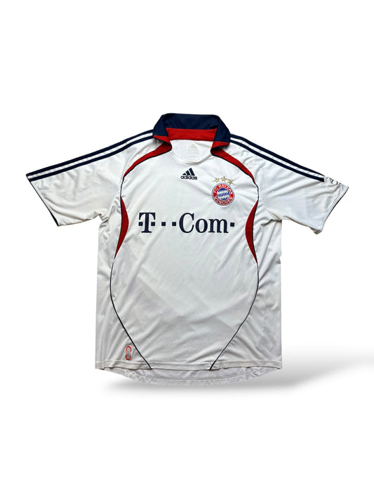 FC Bayern München 2006-08 Auswärtstrikot Miro Klose 18 Gr. XL – Bild 2